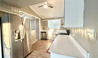 111 Dogwood Pl, Atmore, AL 36502