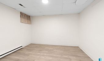 101 N Pipestone St 2, Brandon, SD 57005