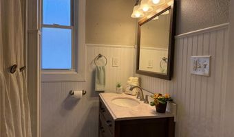 3317 Jackson St, Alton, IL 62002