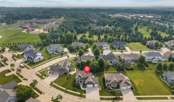 5644 N SUMMERLAND Dr, Appleton, WI 54913