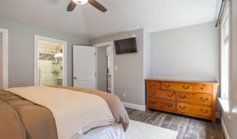 15 Hamden Place Rd, Arundel, ME 04046