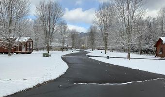 121 Lazy Bear Trl, Andrews, NC 28901