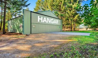 8599 E Apache Trl, Athol, ID 83801