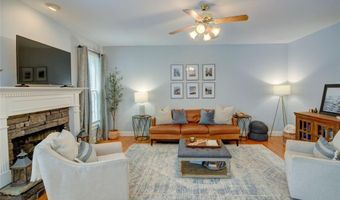 5355 Spalding Bridge Ct, Peachtree Corners, GA 30092