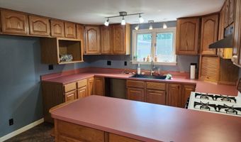 1082 W River Rd, Brattleboro, VT 05301