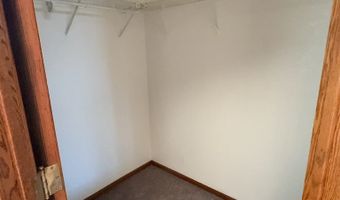 15370 Tacony Rd, Apple Valley, CA 92307