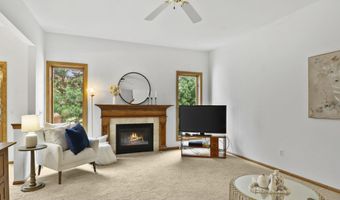 17 Springfield Ct, Madison, WI 53719