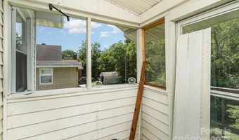210 Lincoln St, Badin, NC 28009