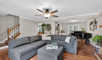 1457 Greenfield Crossing Ct, Ballwin, MO 63021