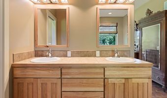 63330 South Rd, Bend, OR 97703