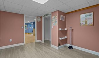 12 Dulles St, Cumberland, RI 02864