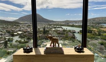 250 Kawaihae St 14A, Honolulu, HI 96825