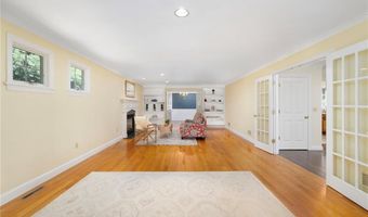 58 Dolphin Ave, Jamestown, RI 02835