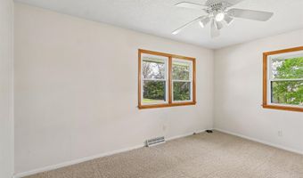 1405 Nile Kinnick Dr S, Adel, IA 50003