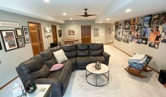 2201 7th St NW C, Austin, MN 55912