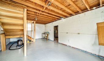 488 Penn Line Rd, Pierpont, OH 44082