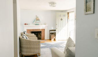 22 Presidents Rd, Bourne, MA 02532