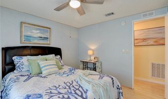 711 Amaryllis Dr, Barefoot Bay, FL 32976