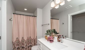 3901 NE 6th St, Ankeny, IA 50021