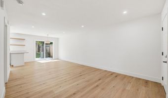 6741 Cantil St, Carlsbad, CA 92009