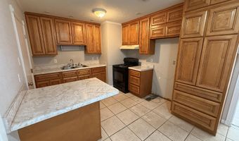 7112 Melon Dr, Biloxi, MS 39532