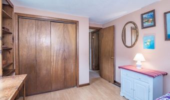 22 Beech Hill Rd, Agawam, MA 01030