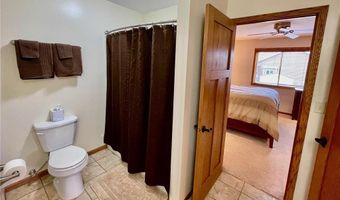 1409 28th St SW, Austin, MN 55912