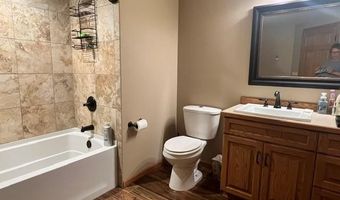 2201 7th St NW A, Austin, MN 55912