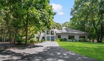 29 Dennell Dr, Lincoln, RI 02865