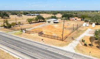 13747 Us Highway 87, Adkins, TX 78101