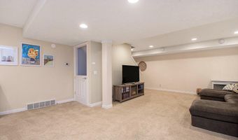 5404 Hartfield Ct SE, Ada, MI 49301