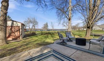 605 Chinook Ave SW, Avon, MN 56310