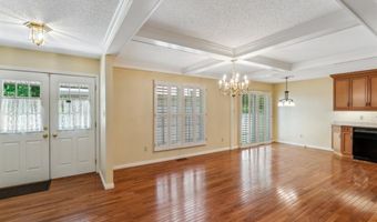 2114 Mason Lake Dr, Ballwin, MO 63011