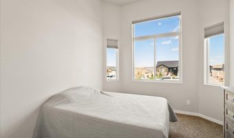 2200 LEDOUX Dr, Cheyenne, WY 82007