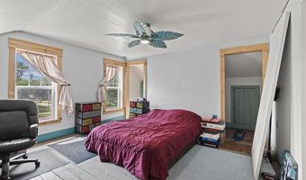 402 E Broadway, Rock Springs, WI 53961