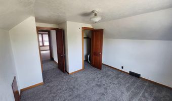 706 High St, Berne, IN 46711