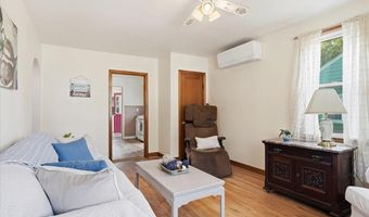 51 Cayuga Ct, Burlington, VT 05408
