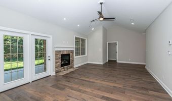 1574 Tsuga Dr, Alcoa, TN 37701