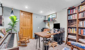1372 Earhart Ave, Akron, OH 44320