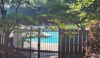 132 MEADOWVIEW Ln 132, Mont Clare, PA 19453
