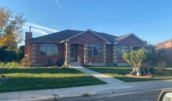 2332 Pioneer Ave 1, Cody, WY 82414