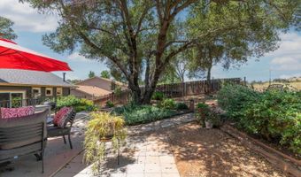 1070 Suzanne Dr, Angels Camp, CA 95222