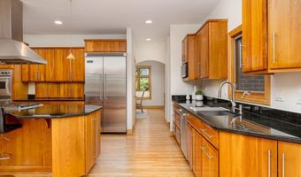 2135 Tuomy Rd, Ann Arbor, MI 48104