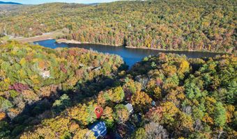 547- B KING St 17B, Basye, VA 22810