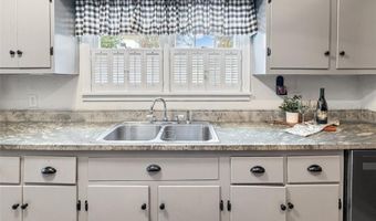 920 Danforth St, Alton, IL 62002