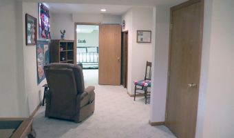 729 S 16th St, Bismarck, ND 58504