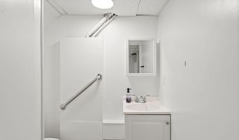 16 E LINDEN St, Alexandria, VA 22301