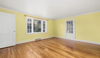 2 Preserved Arnold Ct, Lincoln, RI 02865