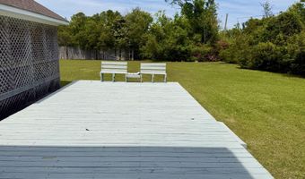 459 Shell Rd, Atlantic, NC 28511