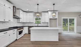 428 Baker Ave, Bayville, NJ 08721